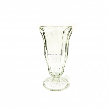 玻璃杯